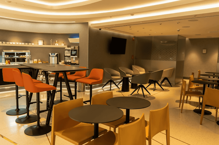 Metropolis Lounge - Primeclass Pacifico (SCL)